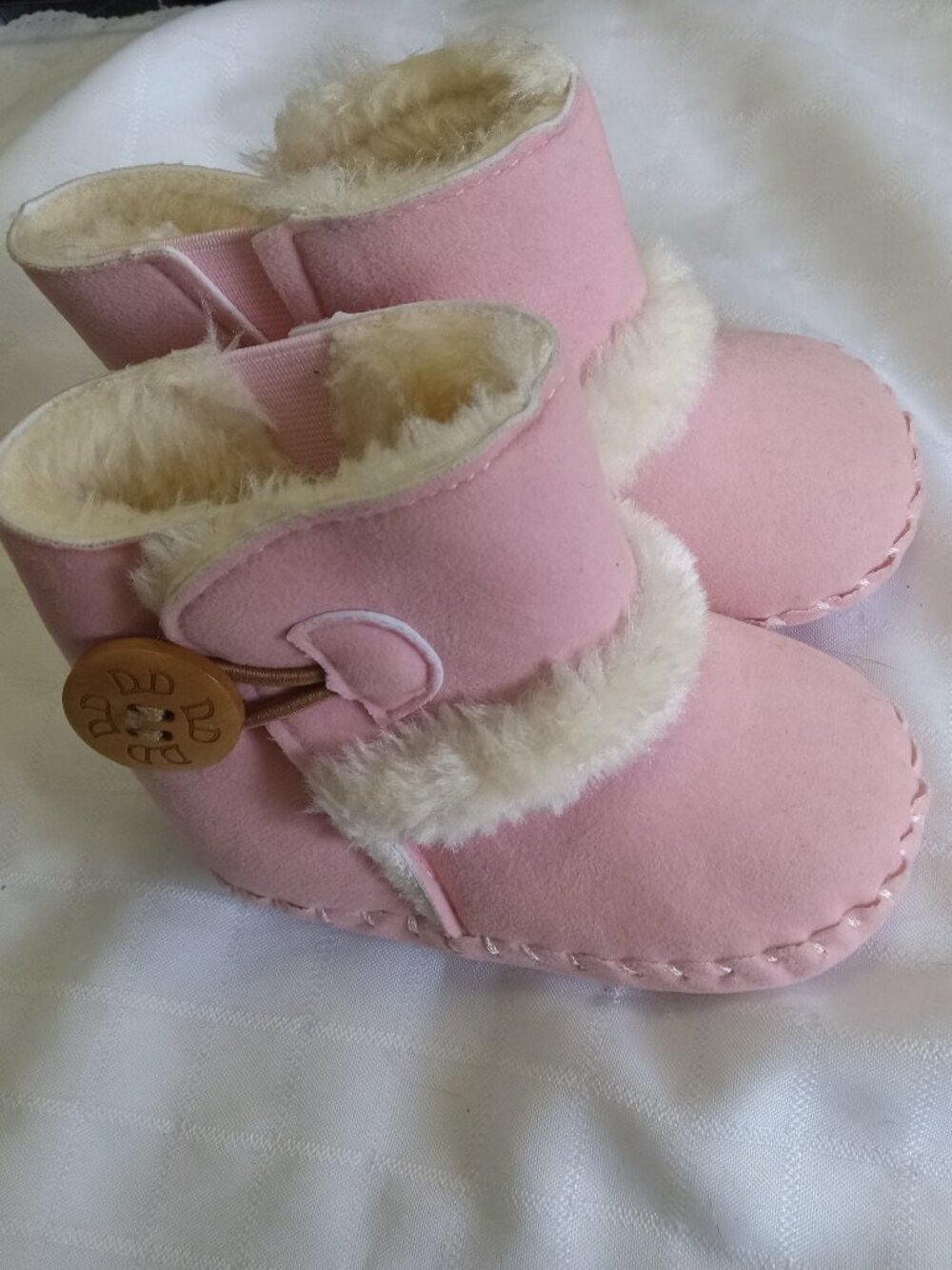 Soft and Comfortable Winter Booties with Flexible Soles for Babies and Toddlers